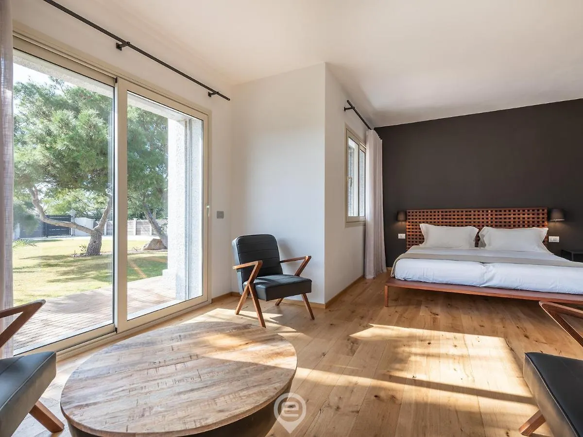 Golden Dunes Villa Porto Pino 0*,