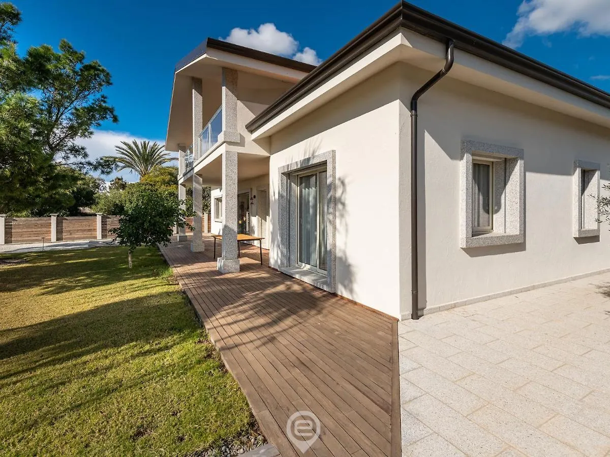 Golden Dunes Villa Porto Pino